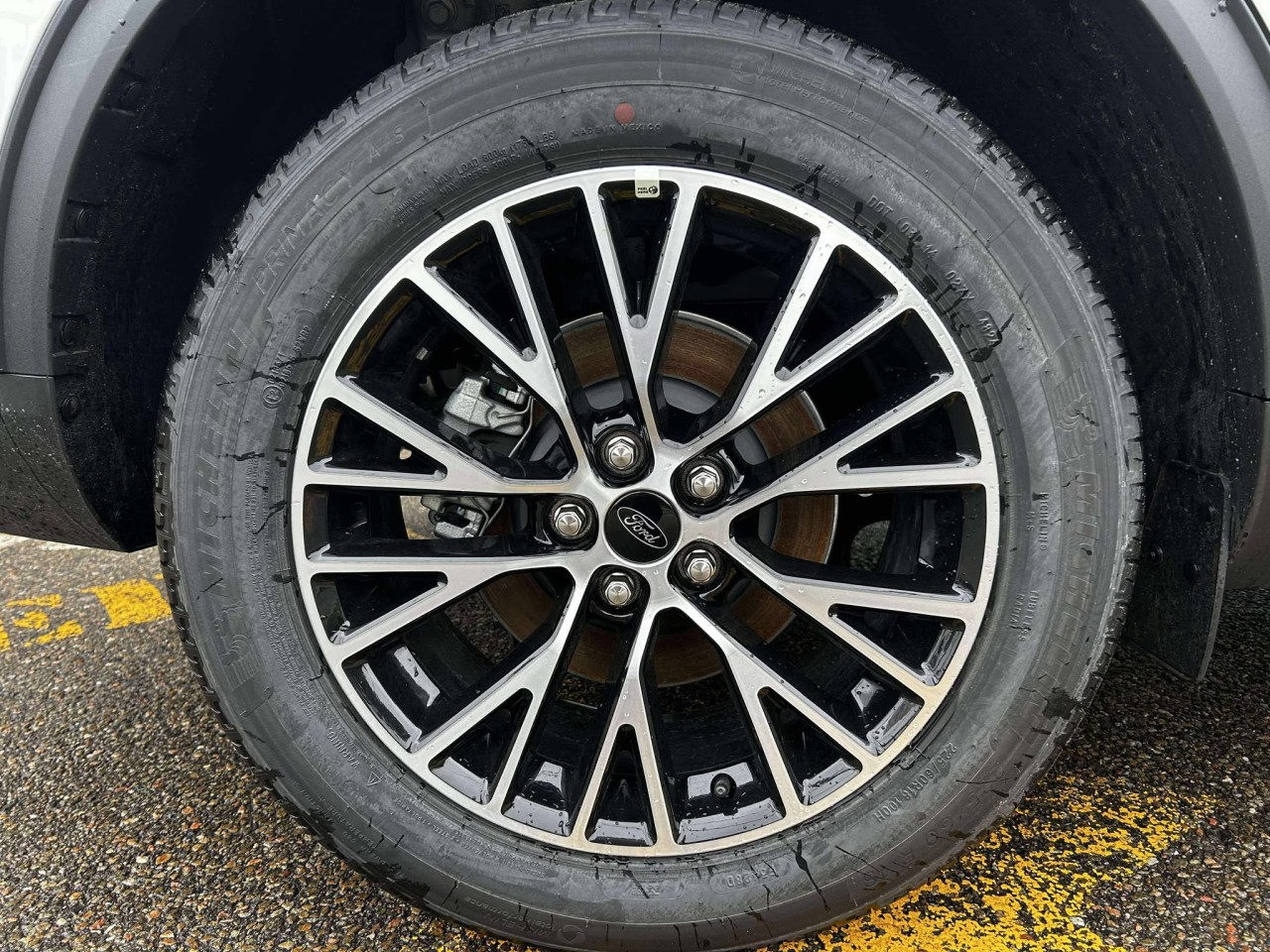 2025 Ford Escape - Image 9