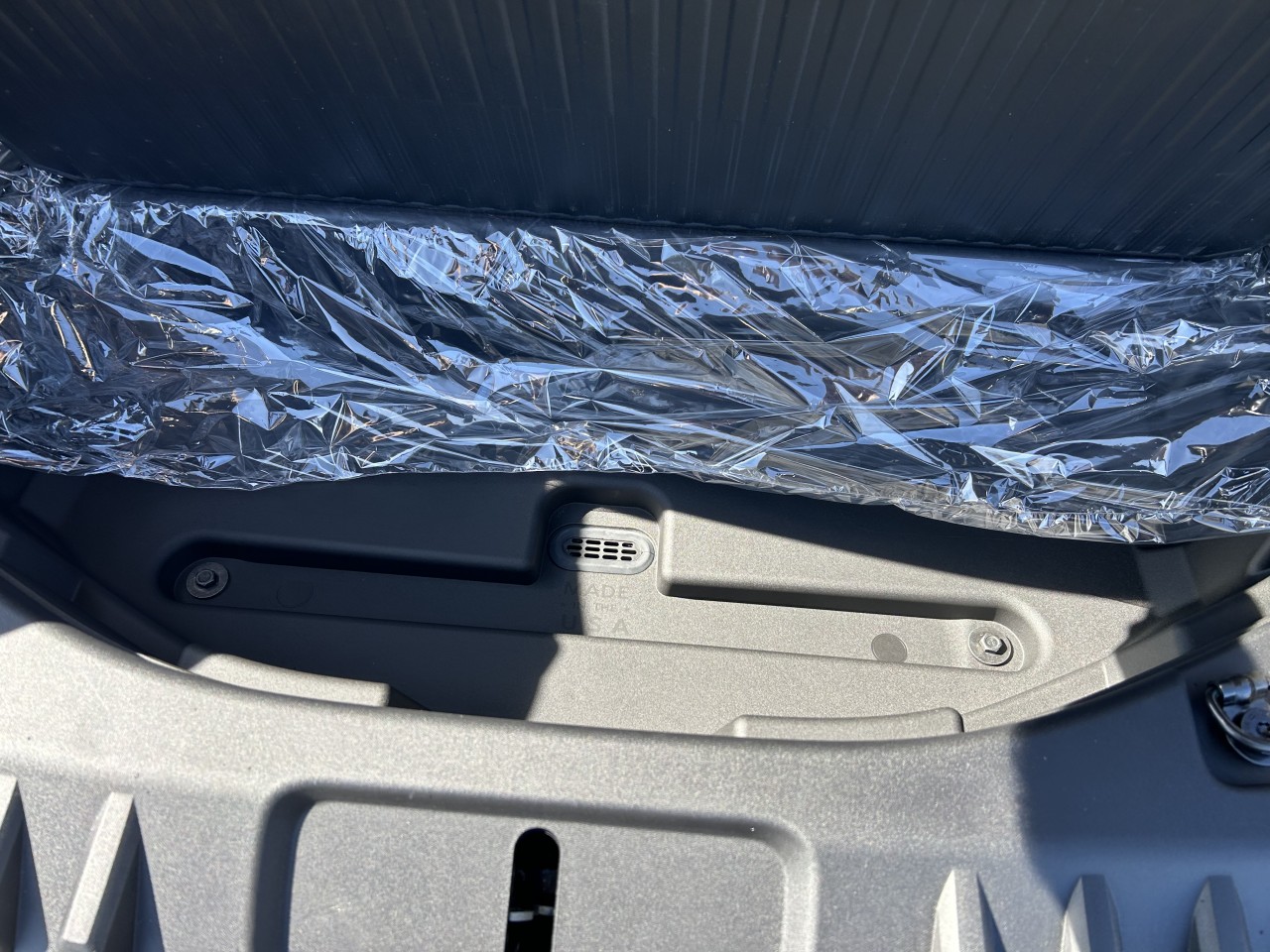 2025 Ford F-150 Lightning - Image 21