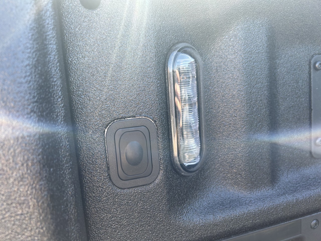 2025 Ford F-150 Lightning - Image 8