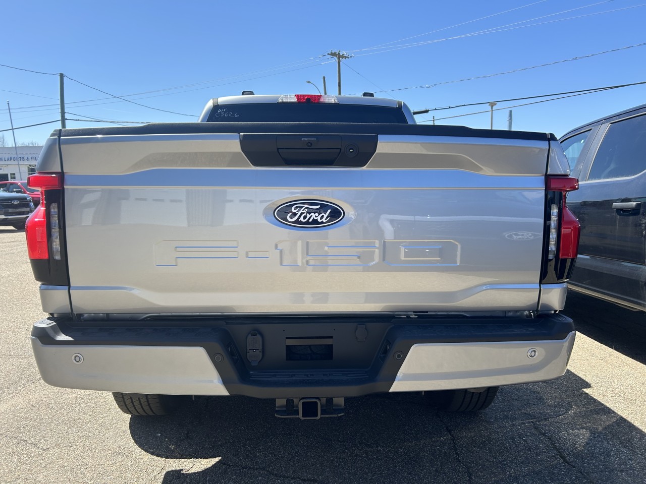 2025 Ford F-150 Lightning - Image 9