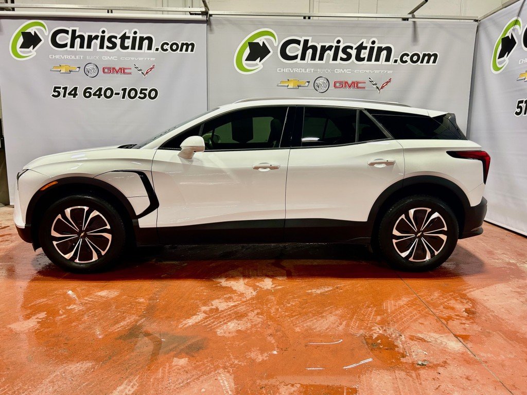 2024 Chevrolet BLAZER - Image 4