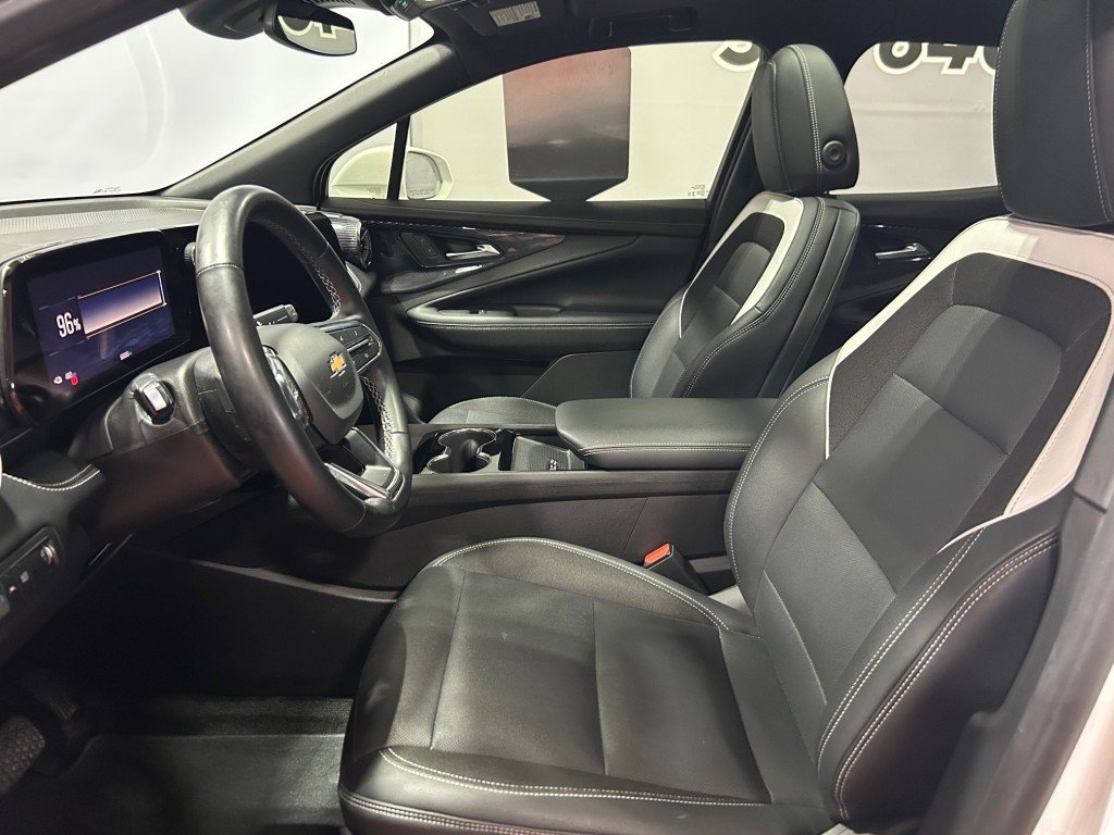 2024 Chevrolet BLAZER - Image 11