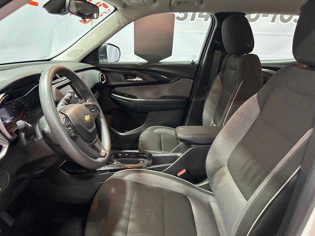 2023 Chevrolet TrailBlazer - Image 9
