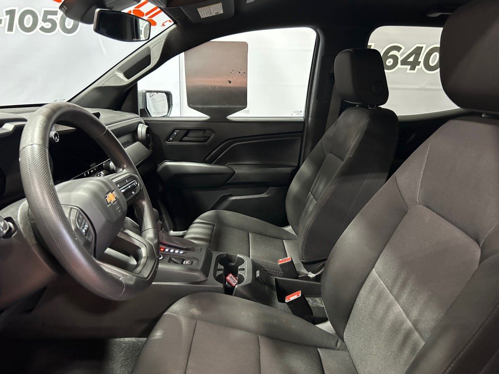 2023 Chevrolet Colorado - Image 5