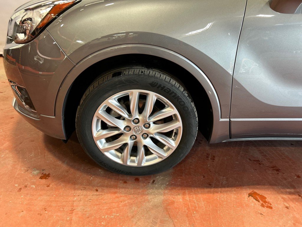 2019 Buick ENVISION - Image 3