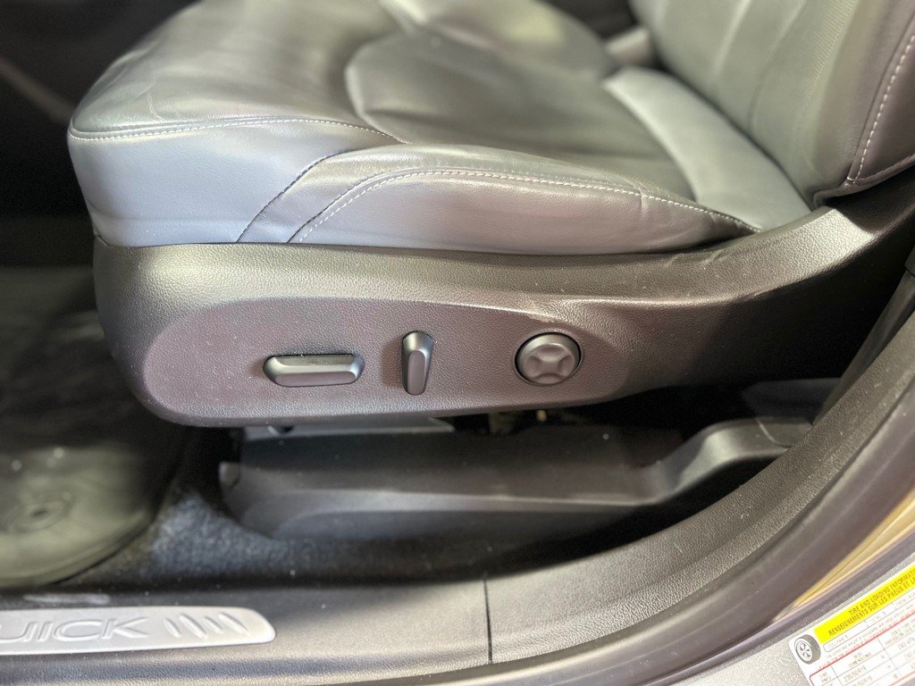 2019 Buick ENVISION - Image 8