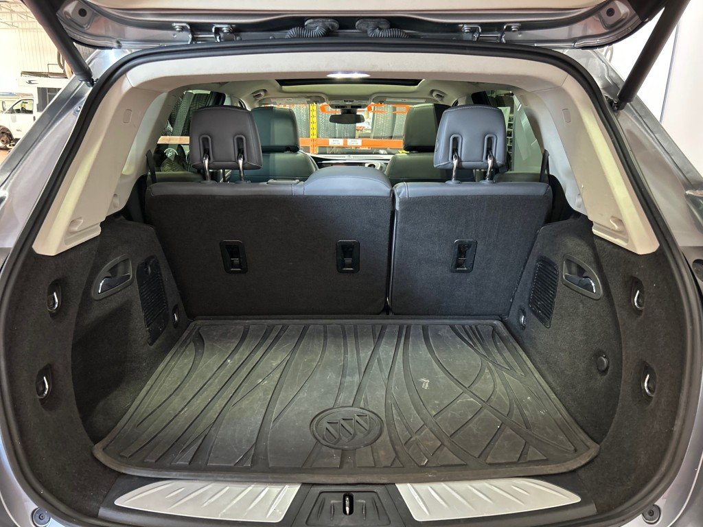 2019 Buick ENVISION - Image 17