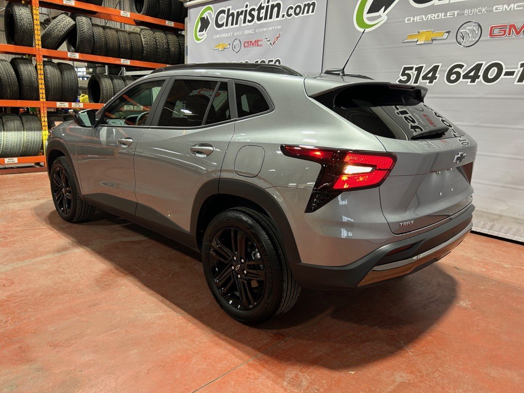 2025 Chevrolet TRAX - Image 8