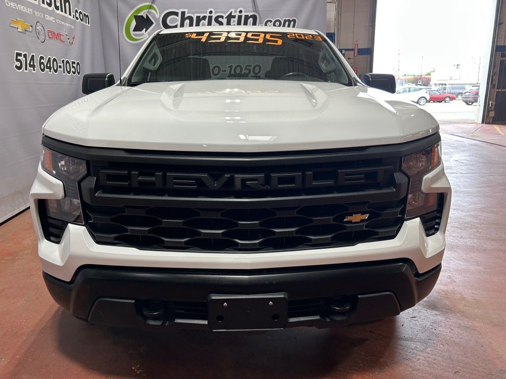 2023 Chevrolet Silverado 1500 - Image 2