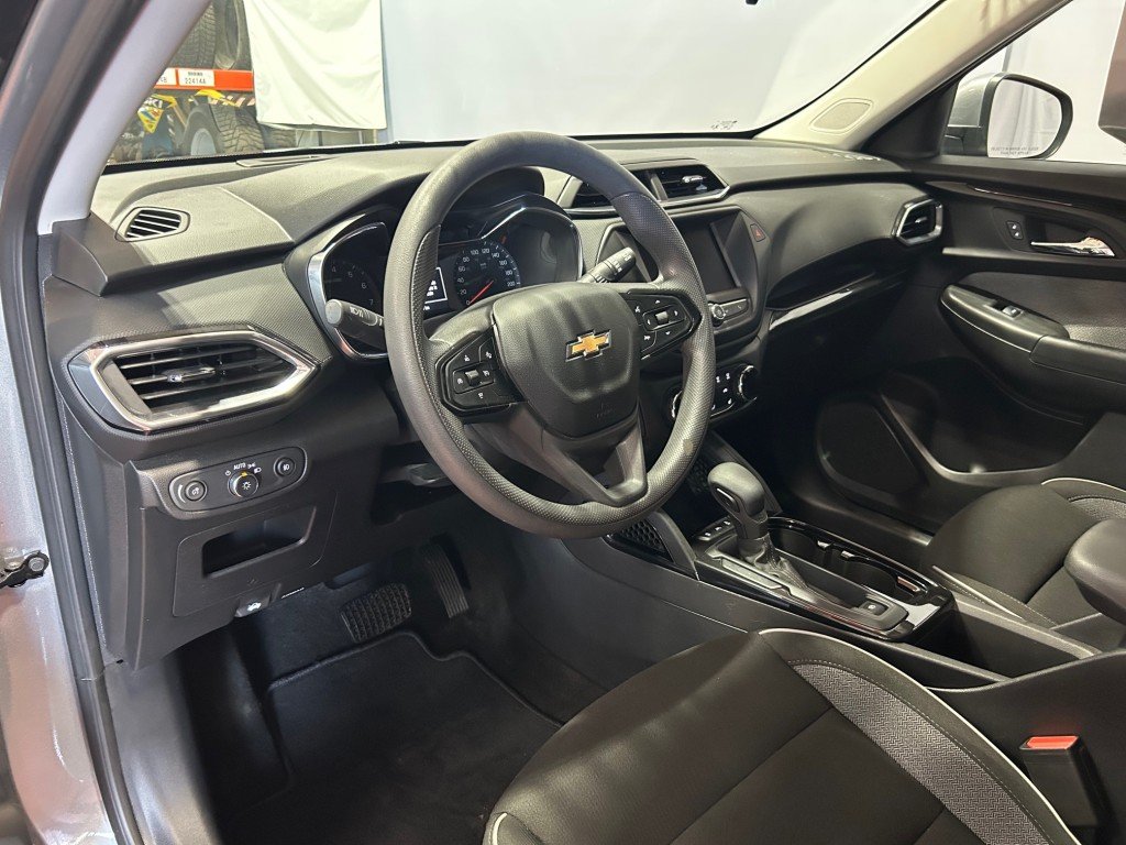 2023 Chevrolet TrailBlazer - Image 9