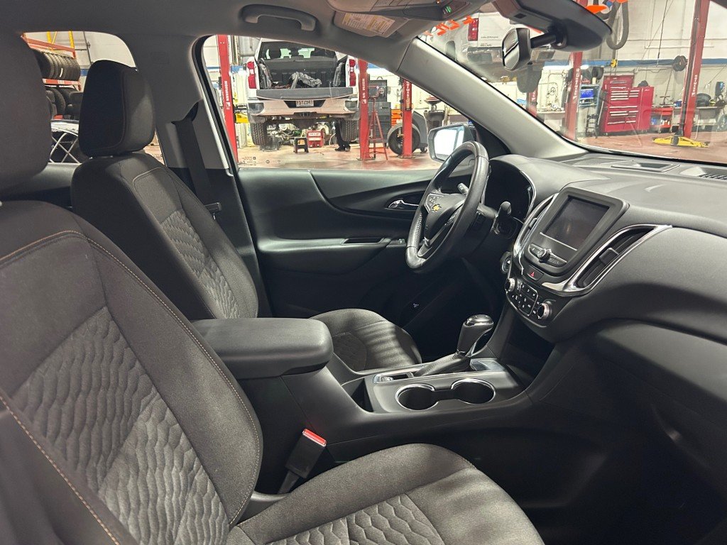 2021 Chevrolet Equinox - Image 18