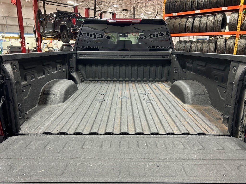 2023 Chevrolet Silverado 2500 - Image 13