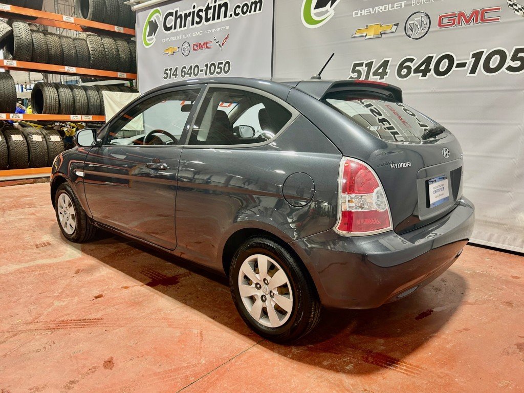 2011 Hyundai ACCENT - Image 5