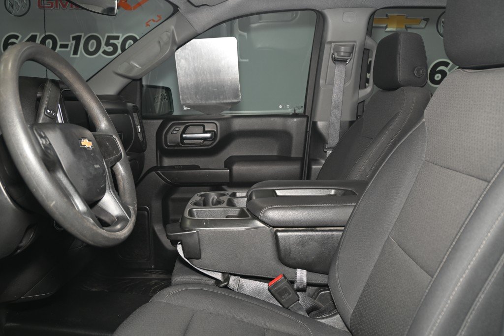 2024 Chevrolet Silverado 1500 - Image 4