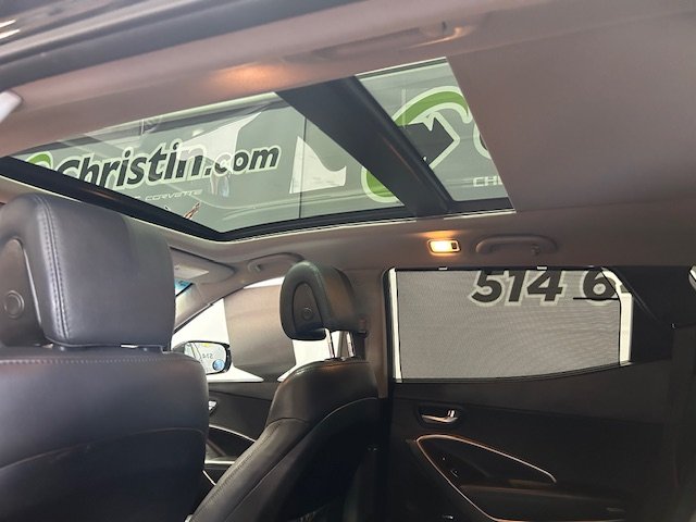 2015 Hyundai Santa Fe - Image 10