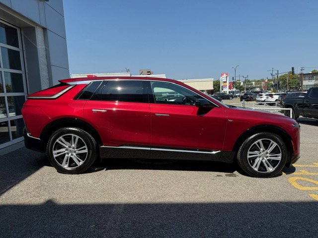 2024 Cadillac Lyriq - Image 20