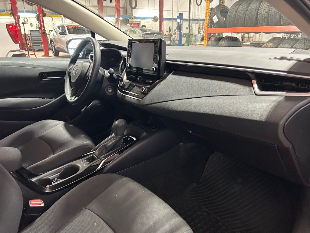 2022 Toyota Corolla Cross - Image 10