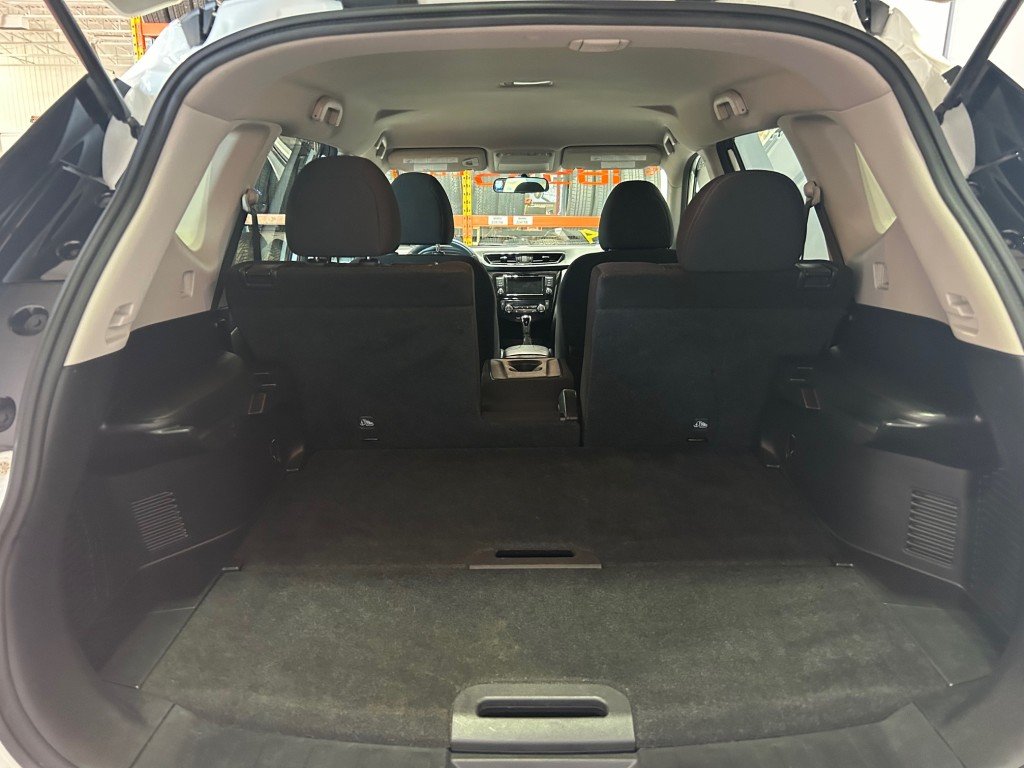 2020 Nissan ROGUE - Image 7