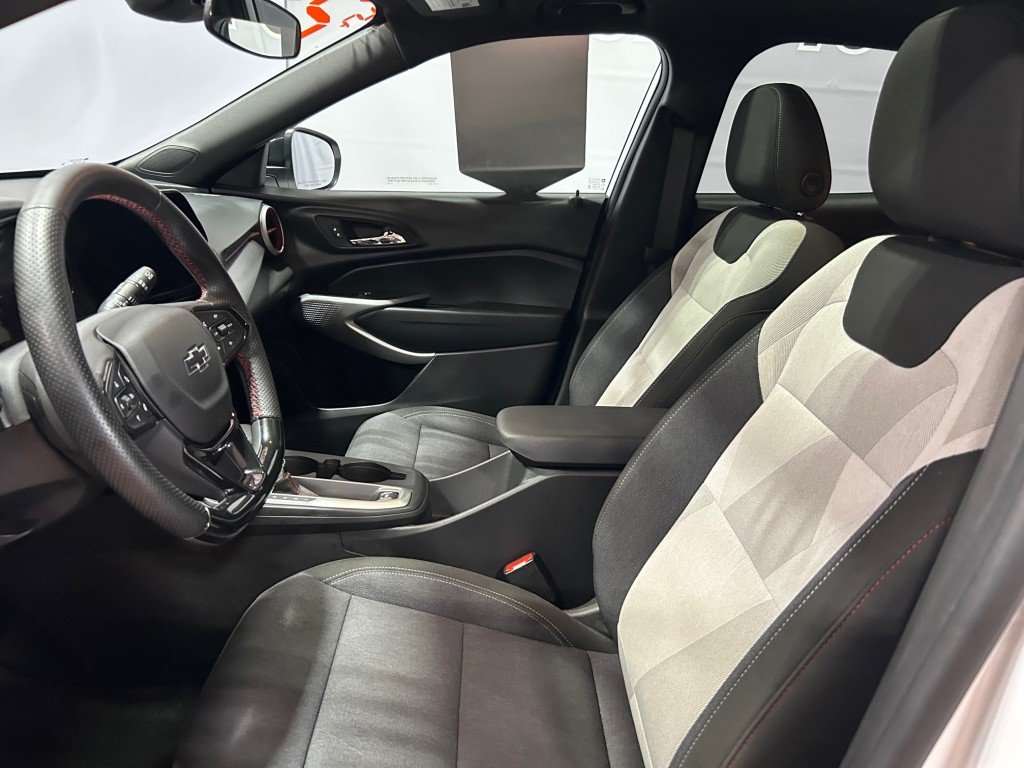 2024 Chevrolet TRAX - Image 10