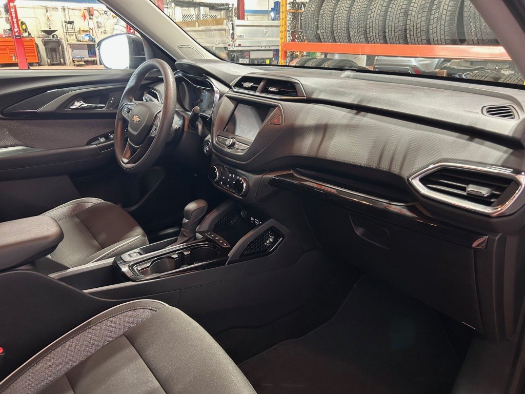 2021 Chevrolet TrailBlazer - Image 14