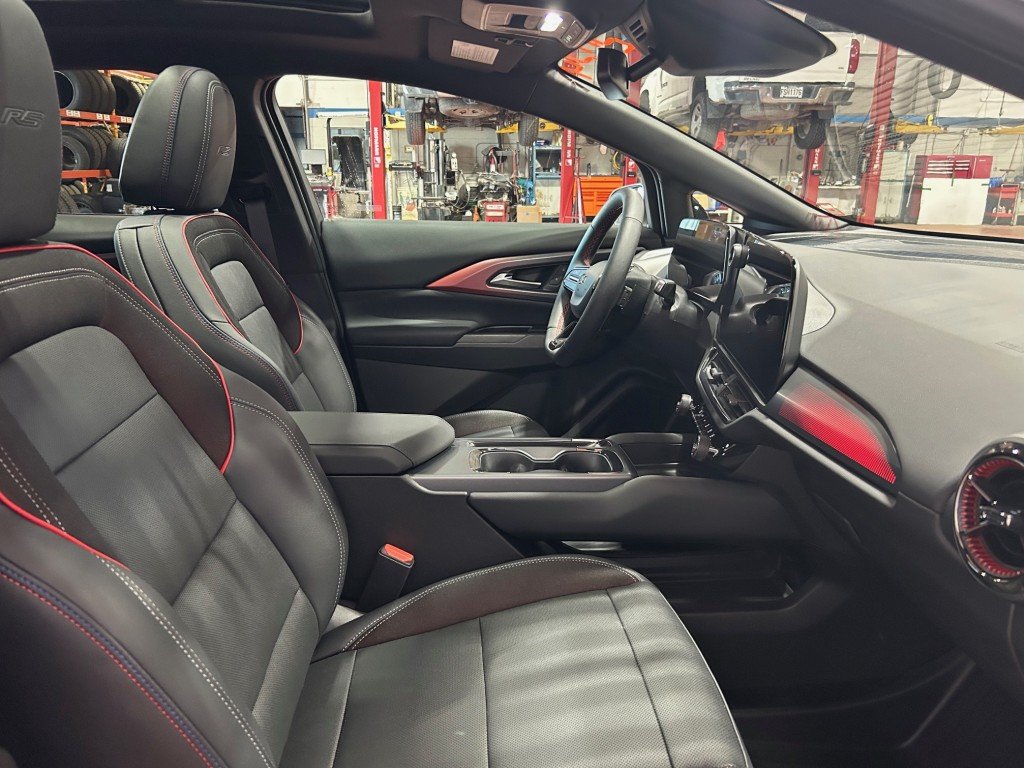 2024 Chevrolet Equinox EV - Image 9