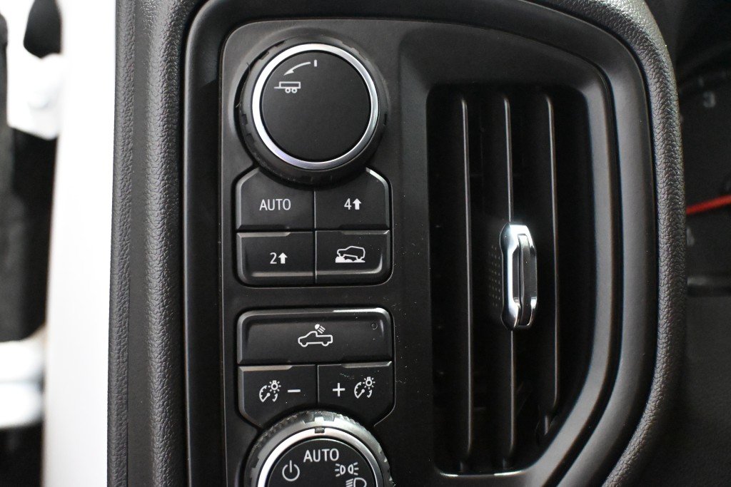 2024 Chevrolet Silverado 1500 - Image 9