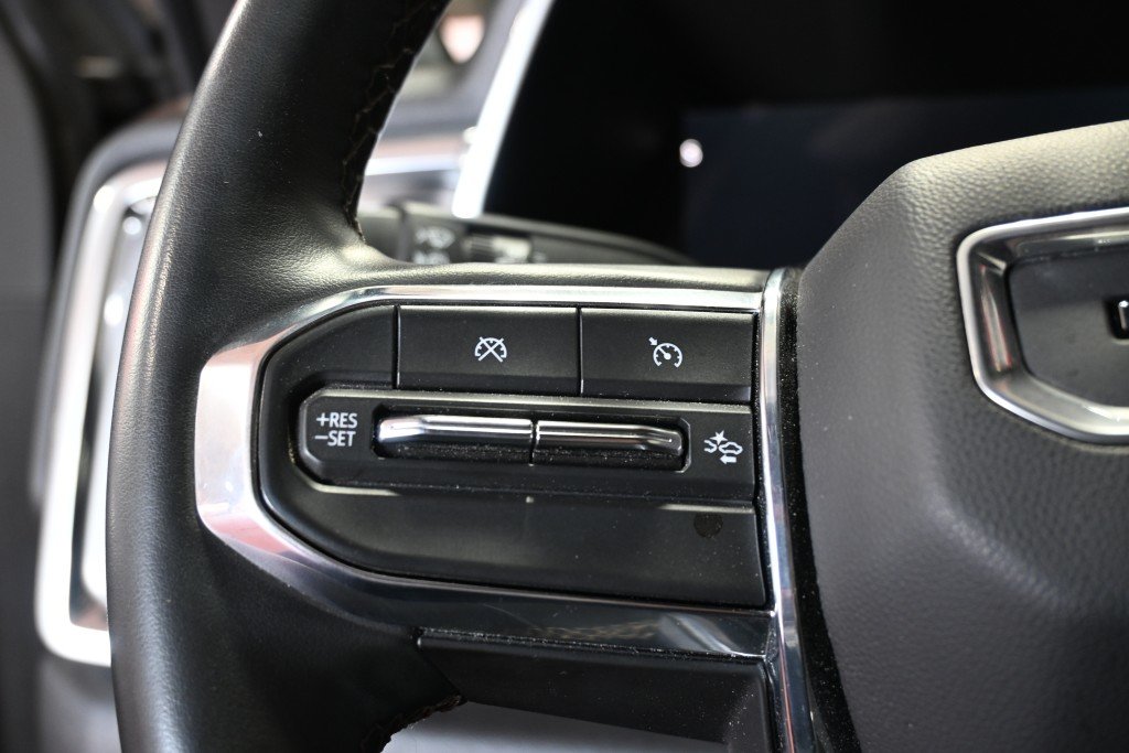 2023 GMC CANYON - Image 6