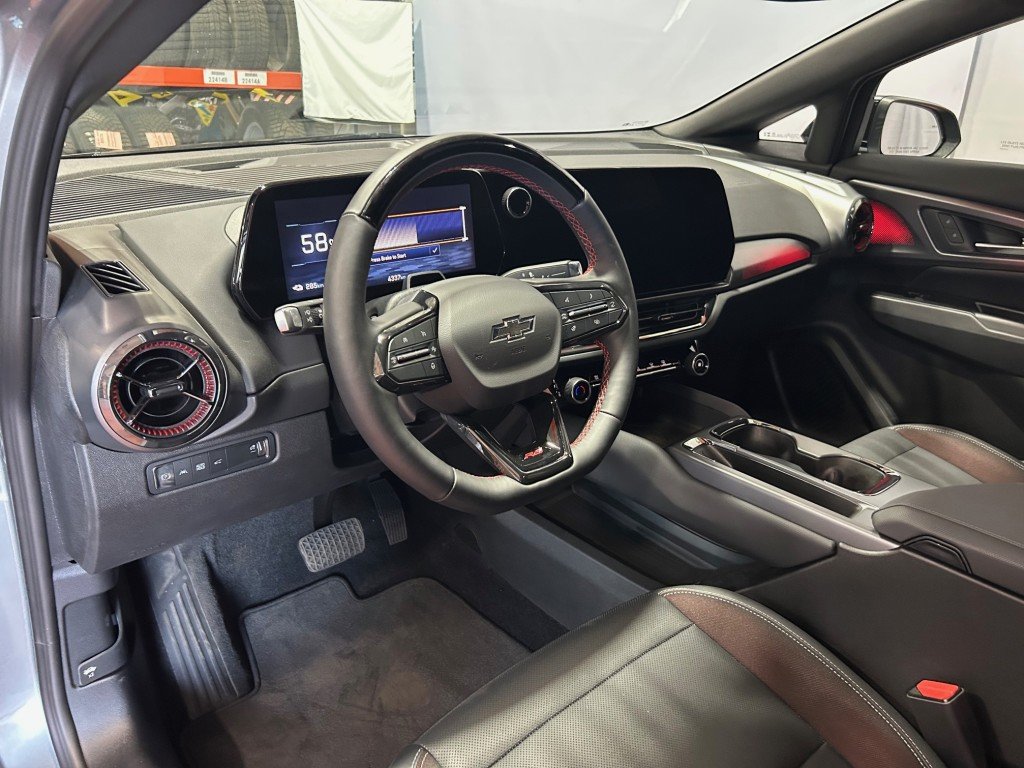 2024 Chevrolet Equinox EV - Image 9