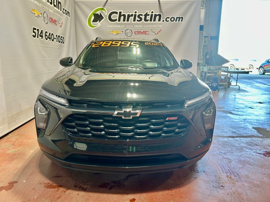 2024 Chevrolet TRAX - Image 2