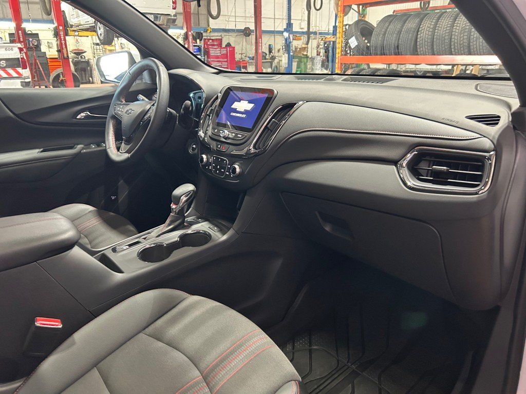 2024 Chevrolet Equinox - Image 18