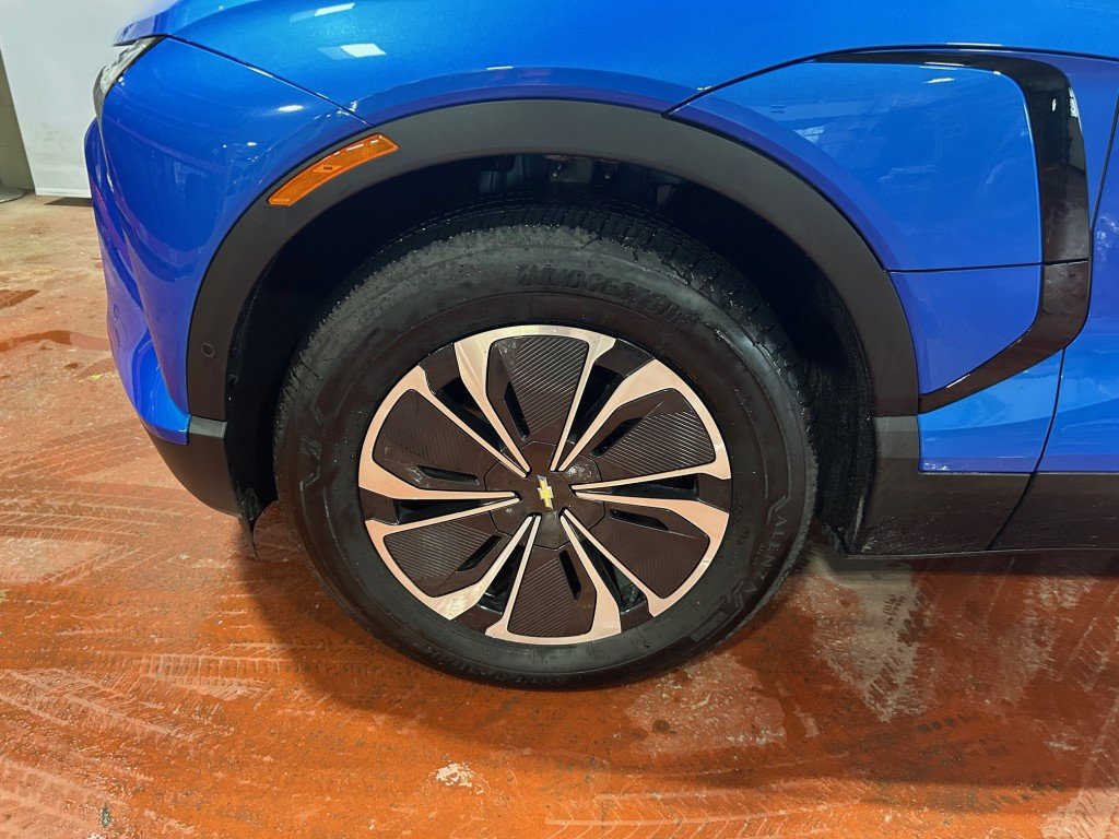 2025 Chevrolet BLAZER - Image 3