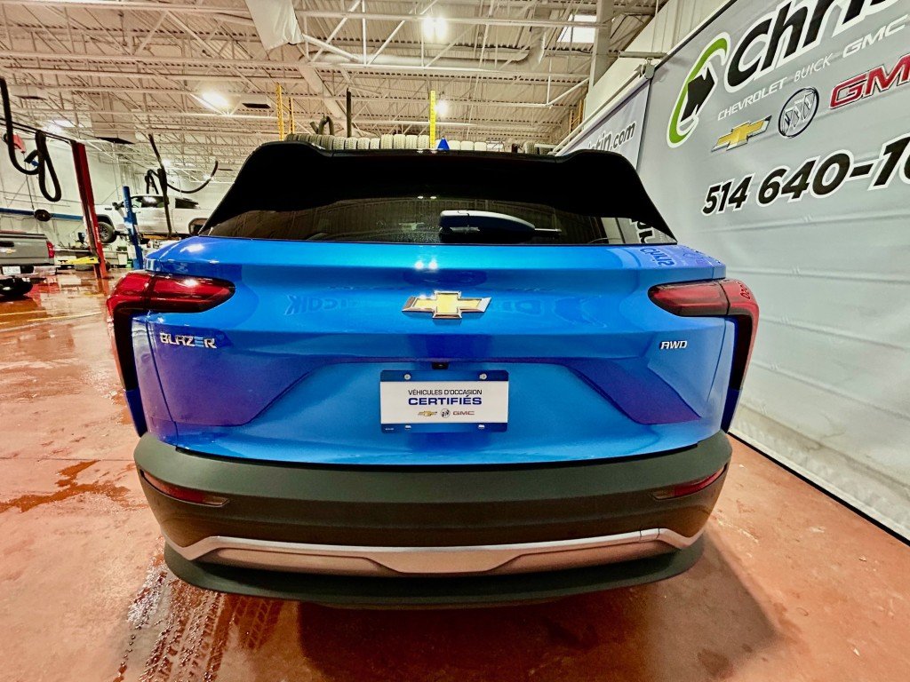 2025 Chevrolet BLAZER - Image 6