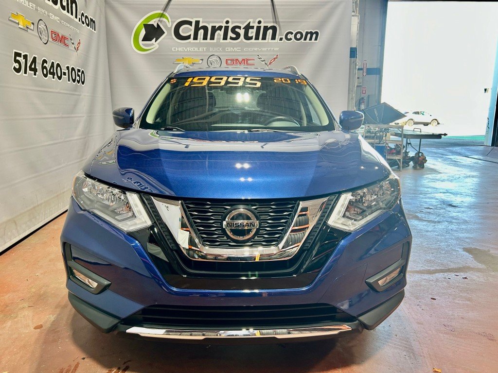 2019 Nissan Rogue - Image 2