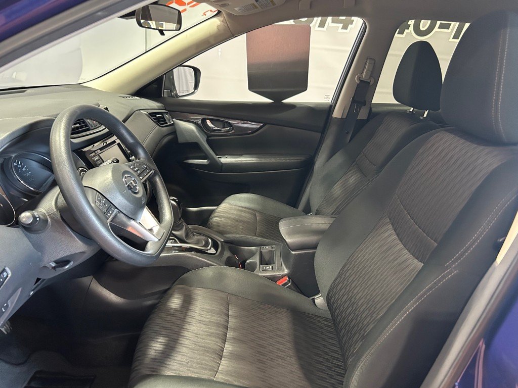 2019 Nissan Rogue - Image 11