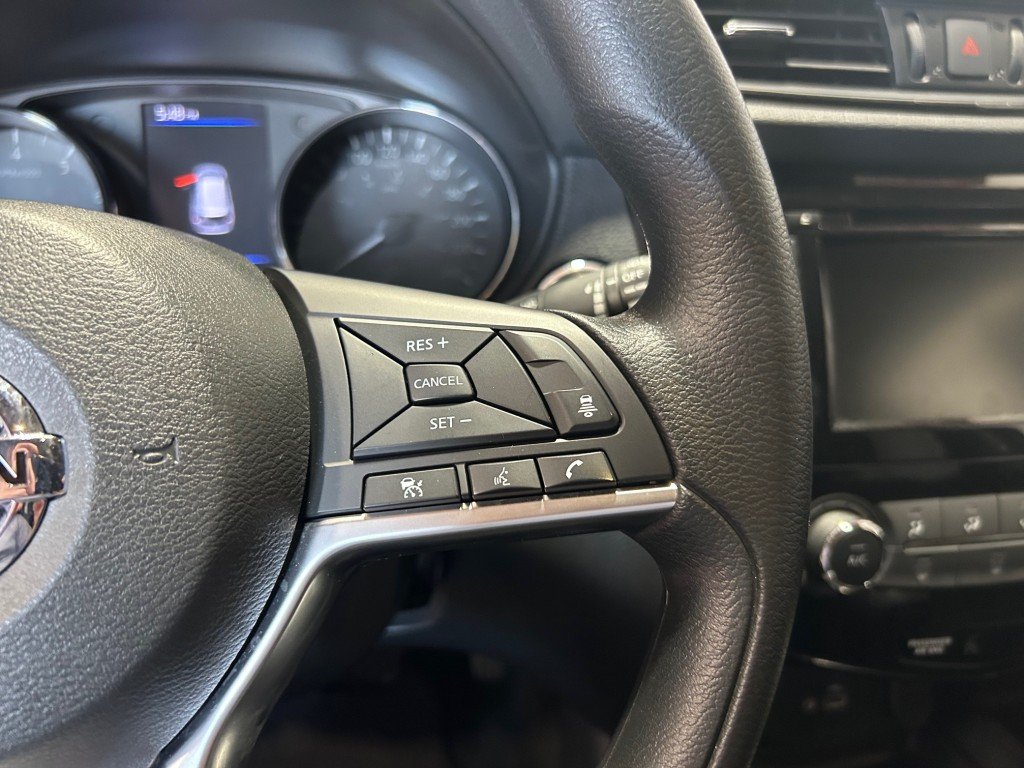 2019 Nissan Rogue - Image 14