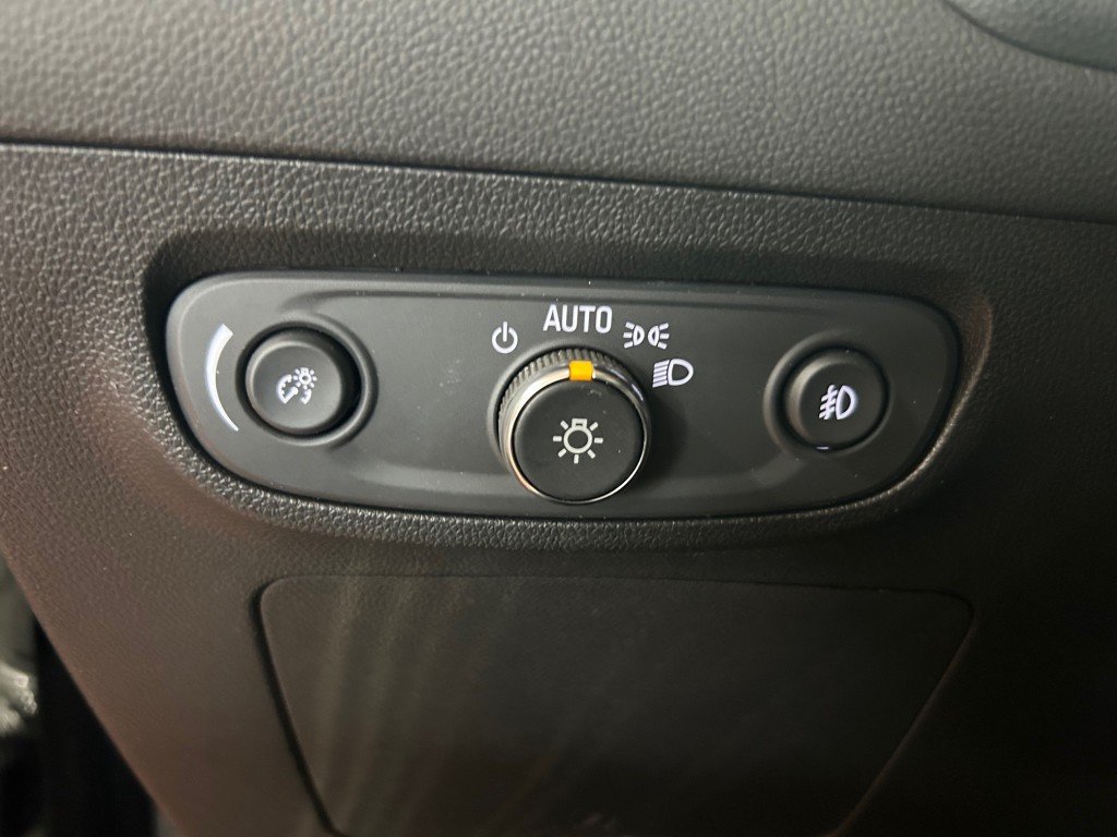 2022 Buick ENCORE GX - Image 6