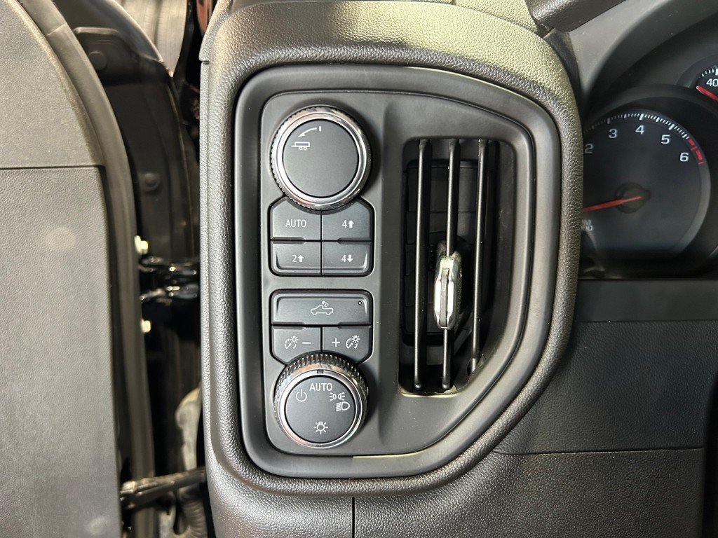 2023 GMC SIERRA 1500 - Image 8