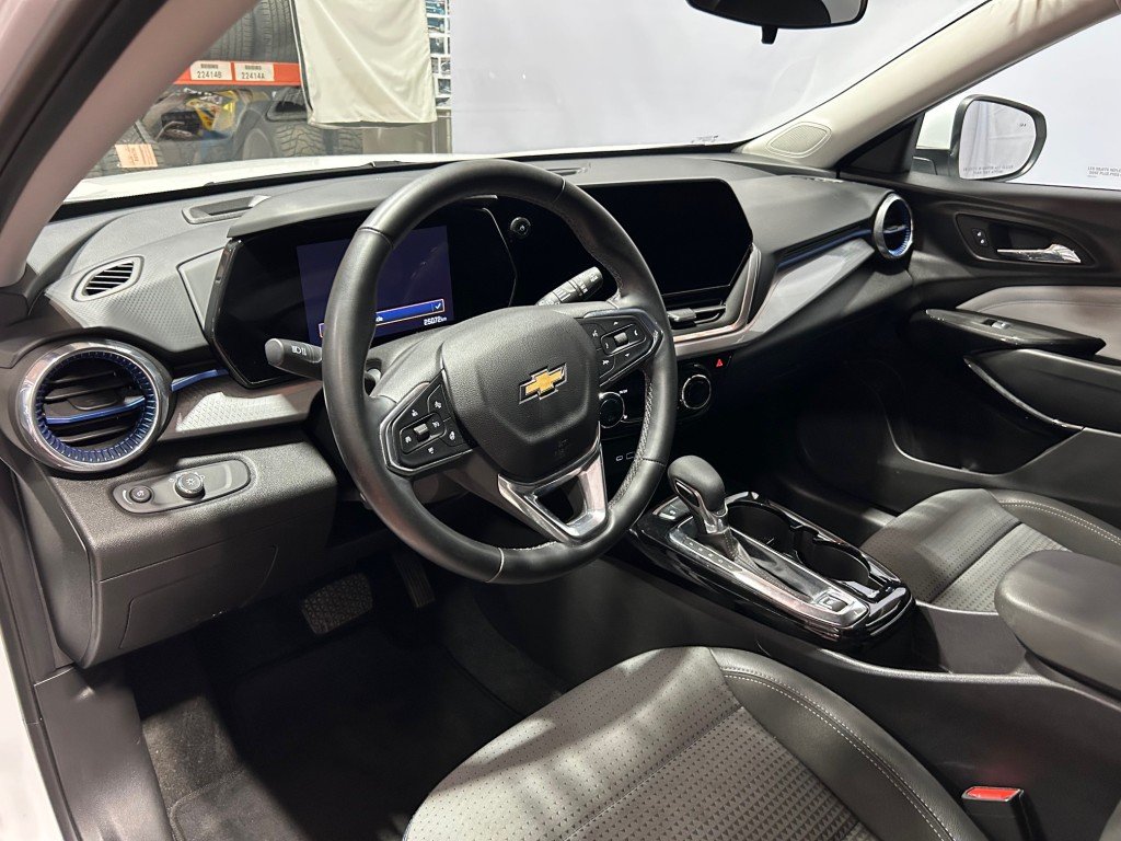 2024 Chevrolet TRAX - Image 8