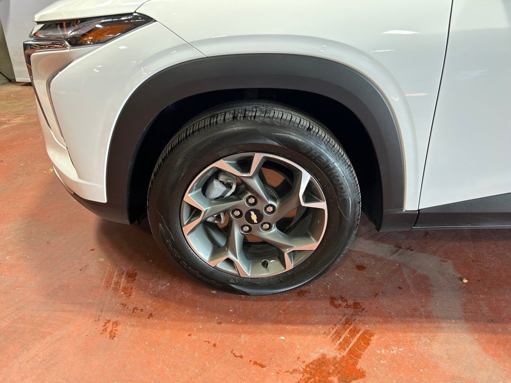 2024 Chevrolet TRAX - Image 3