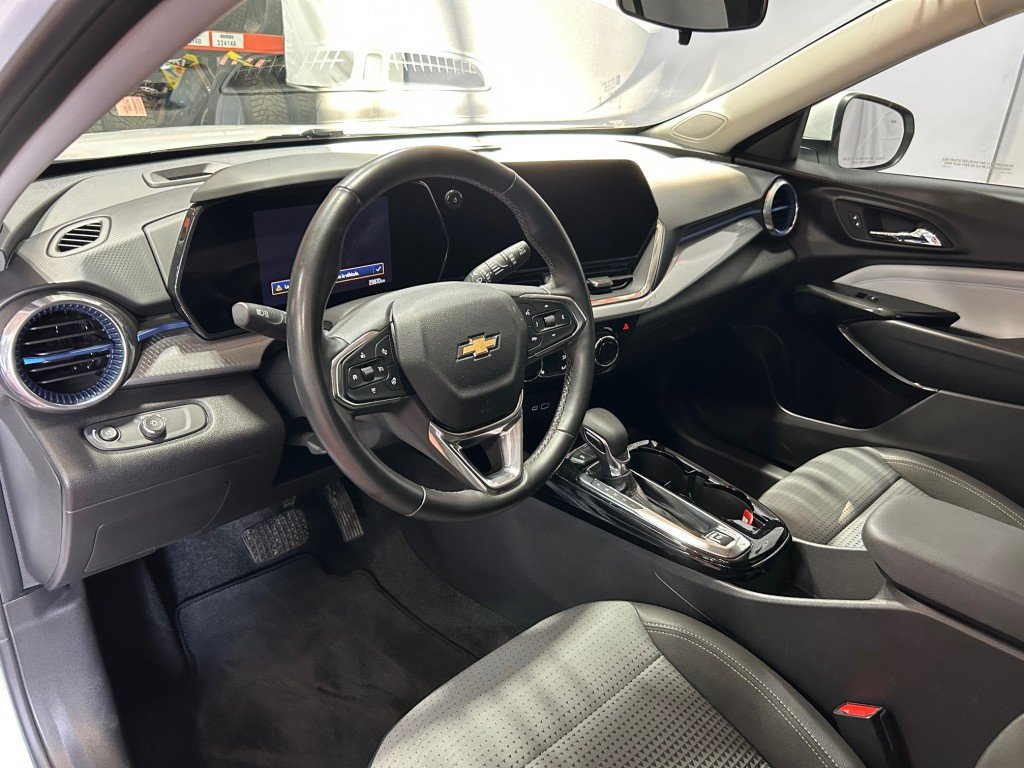 2024 Chevrolet TRAX - Image 8