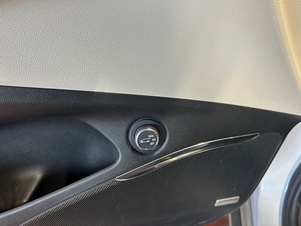 2023 Buick ENCLAVE - Image 11