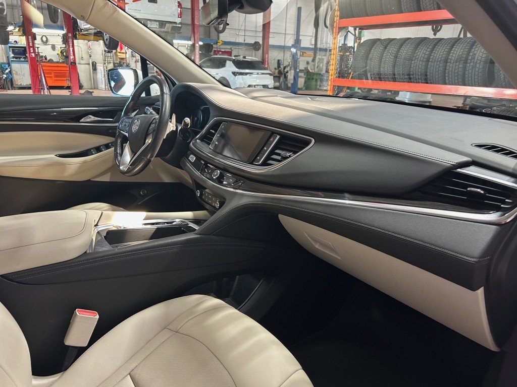 2023 Buick ENCLAVE - Image 20
