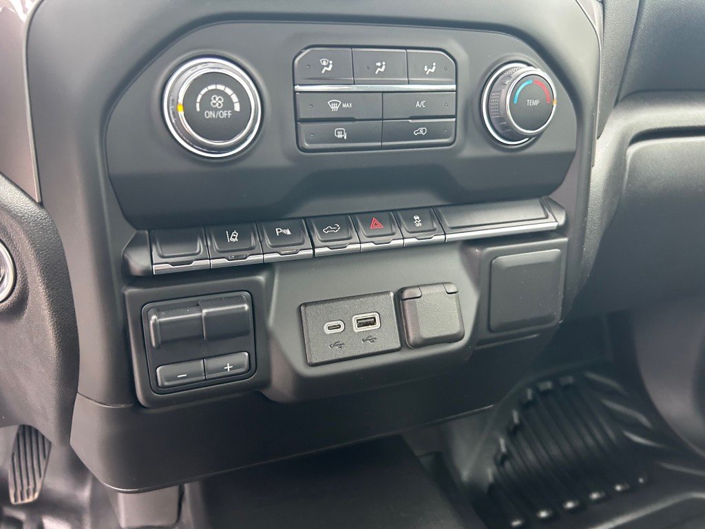 2024 Chevrolet Silverado 2500 - Image 12