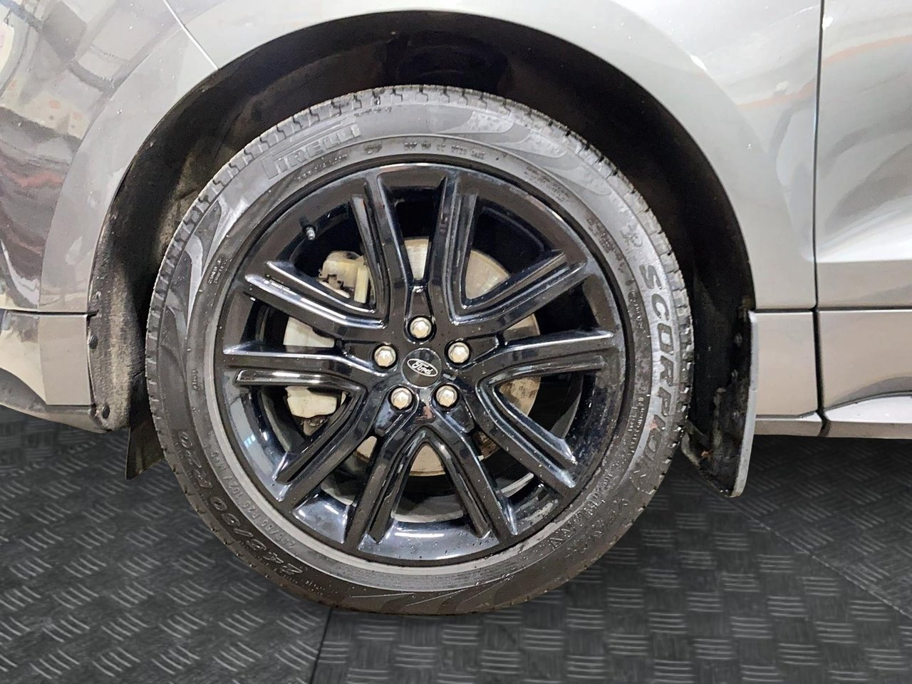 2022 Ford Edge - Image 7