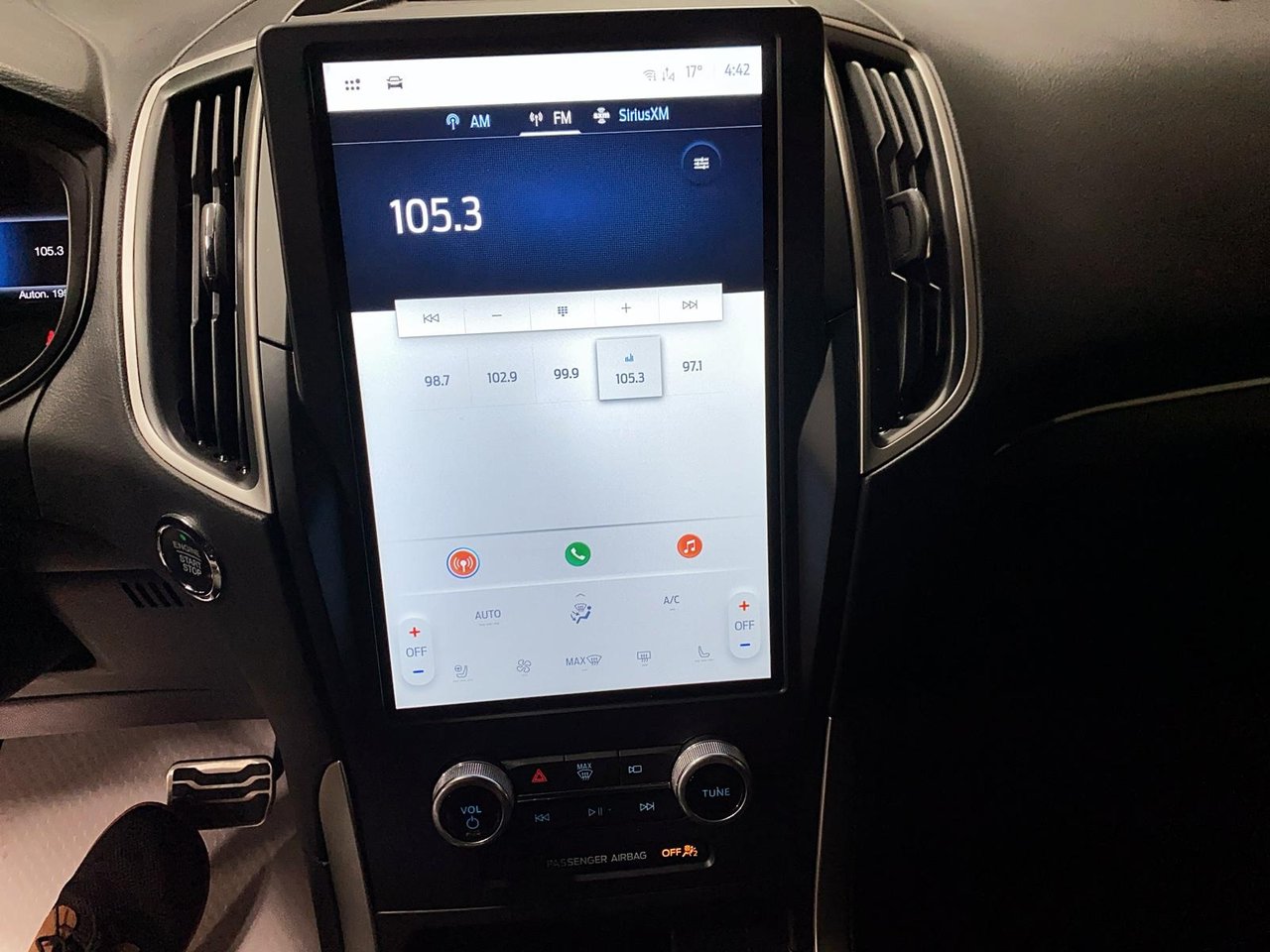 2022 Ford Edge - Image 15