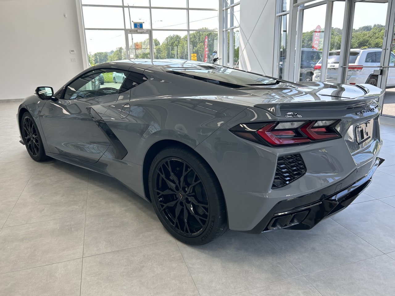 2025 Chevrolet Corvette - Image 5