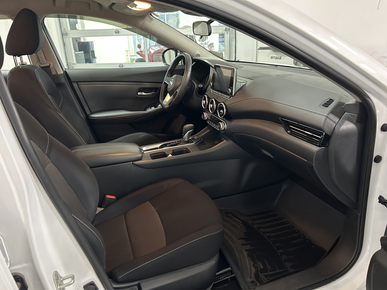 2020 Nissan Sentra - Image 14