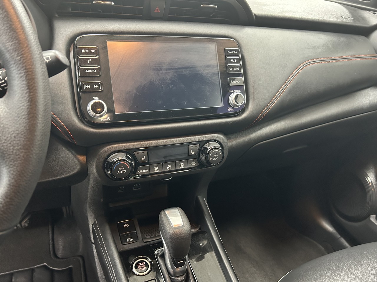 2023 Nissan Kicks - Image 11