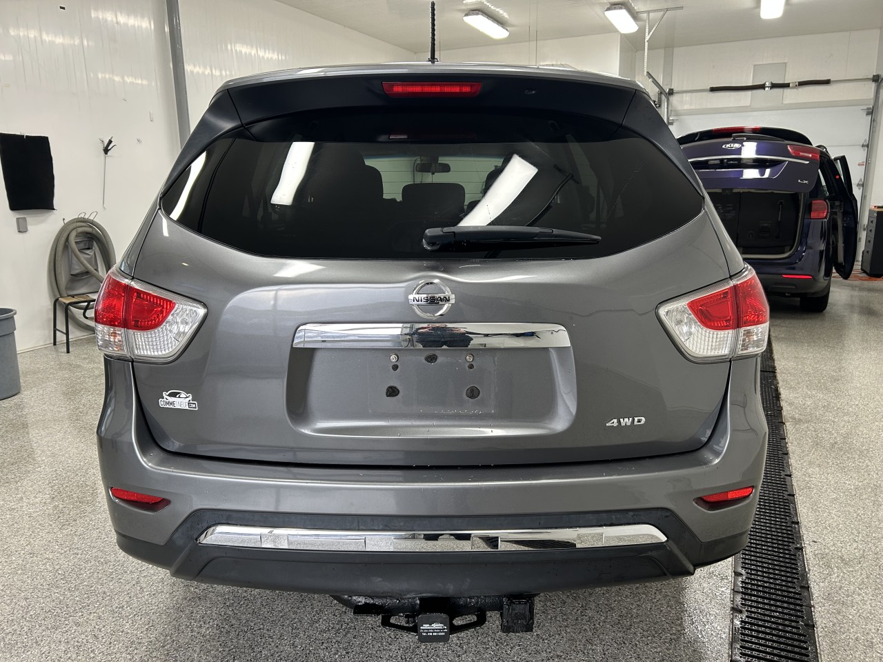 2015 Nissan Pathfinder - Image 4