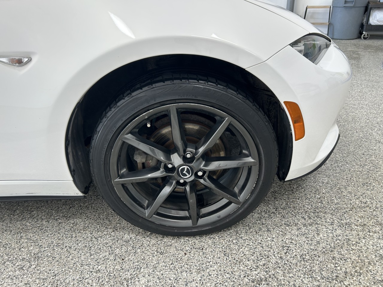 2017 Mazda MX-5 - Image 8